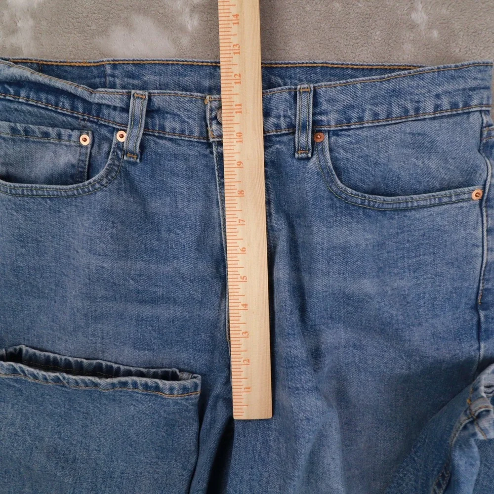 Levi's 550 Relaxed Straight‎ Leg Medium Wash Jeans Blue Men's 36x30 act 36x29